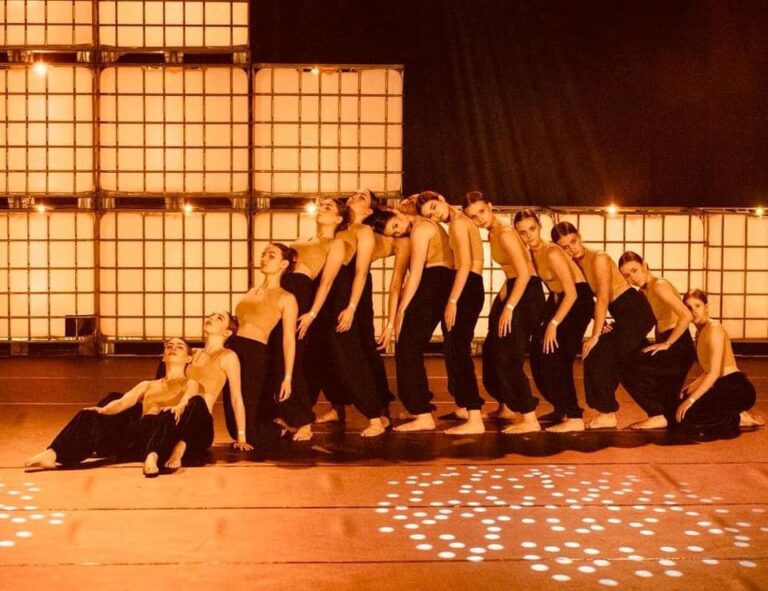 "Entropia" choreography by Bartlomiej Malarz
