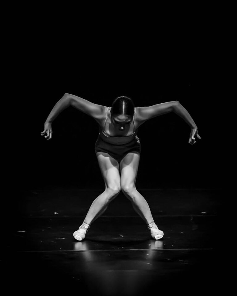 "Origami" choreography by Bartlomiej Malarz