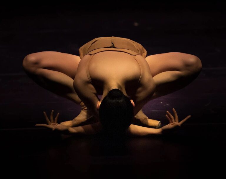 "Origami" choreography by Bartlomiej Malarz
