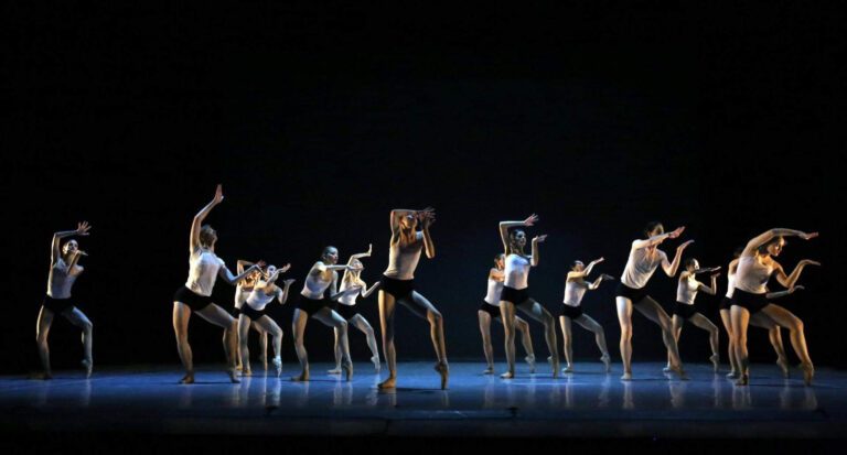 "Hand Made Story" choreography by Bartlomiej Malarz
